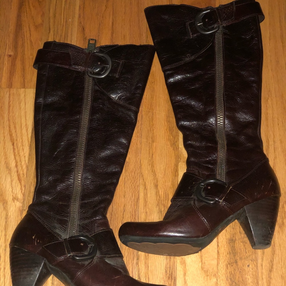 Born crown brown knee high boots with buckles